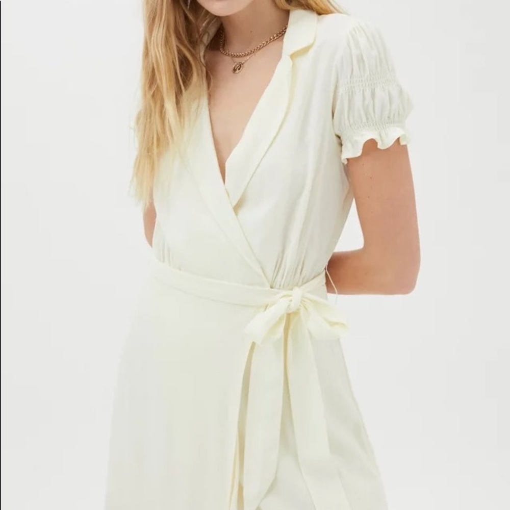 NWT Urban Outfitters Spring Day Midi Wrap Dress